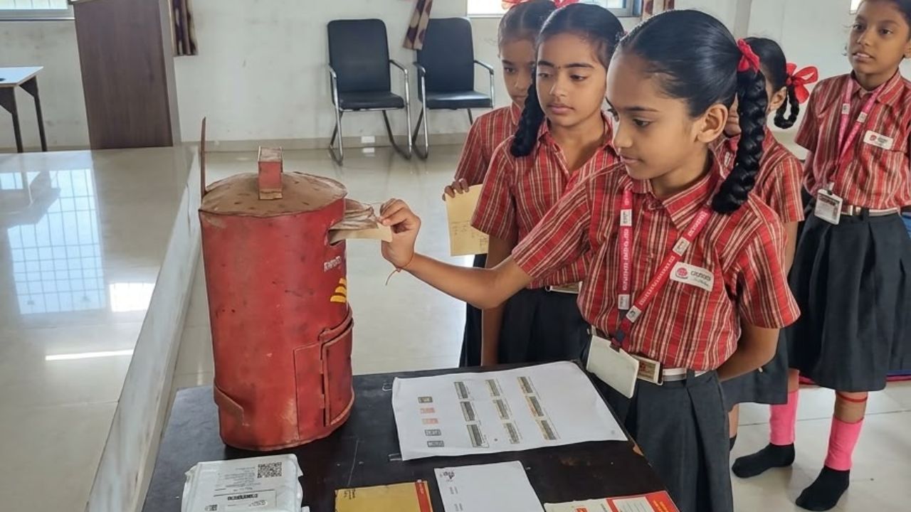 World Post Day celebration in Surat, the blunt times